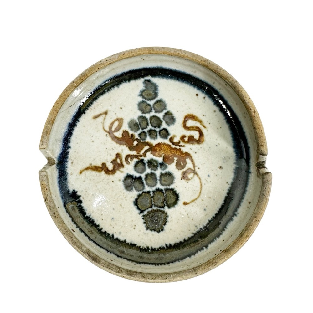 Studio POTTERY 5” Dish with Grape Print